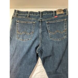Wrangler Jeans Mens Size 40 Blue Denim Slim Straight Leg Dark Wash 40x30  L84